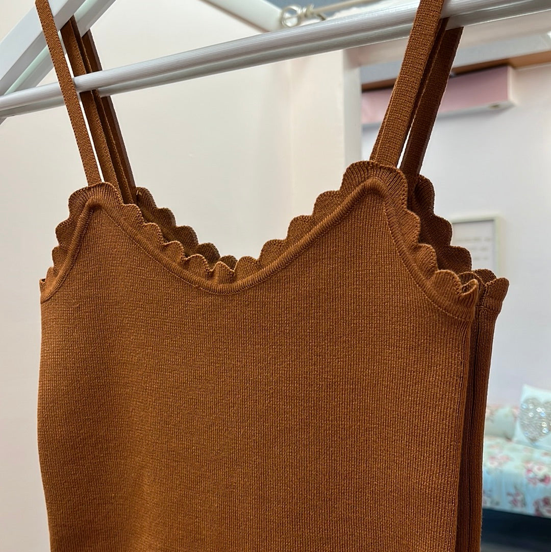 Baylee Scalloped Cami *FINAL SALE ***