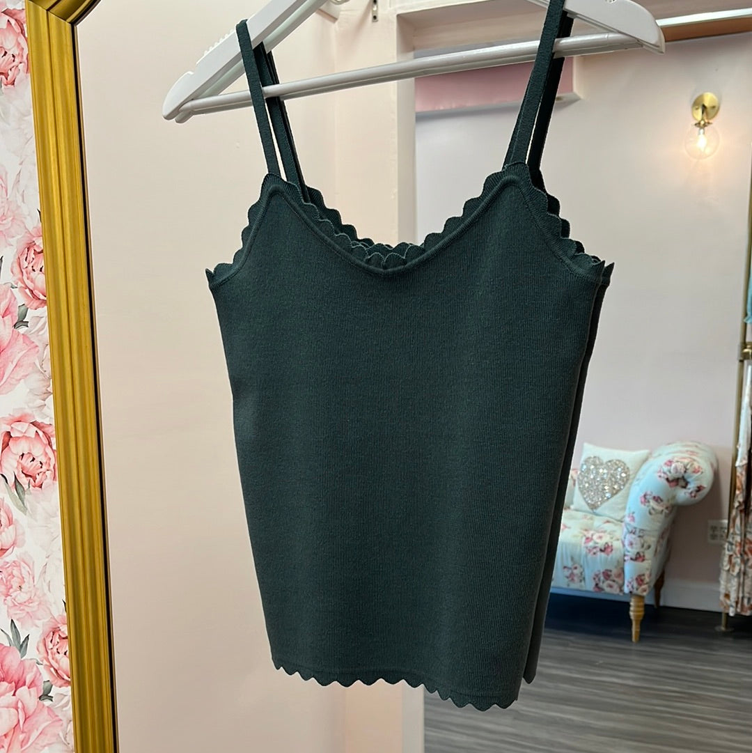 Baylee Scalloped Cami *FINAL SALE ***
