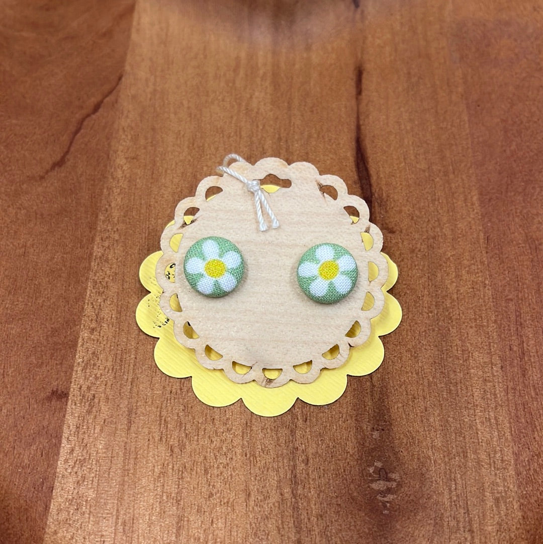 Spring Daisy Earrings